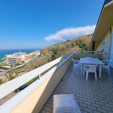 Residence Azzurro Габичче-Маре Экстерьер фото